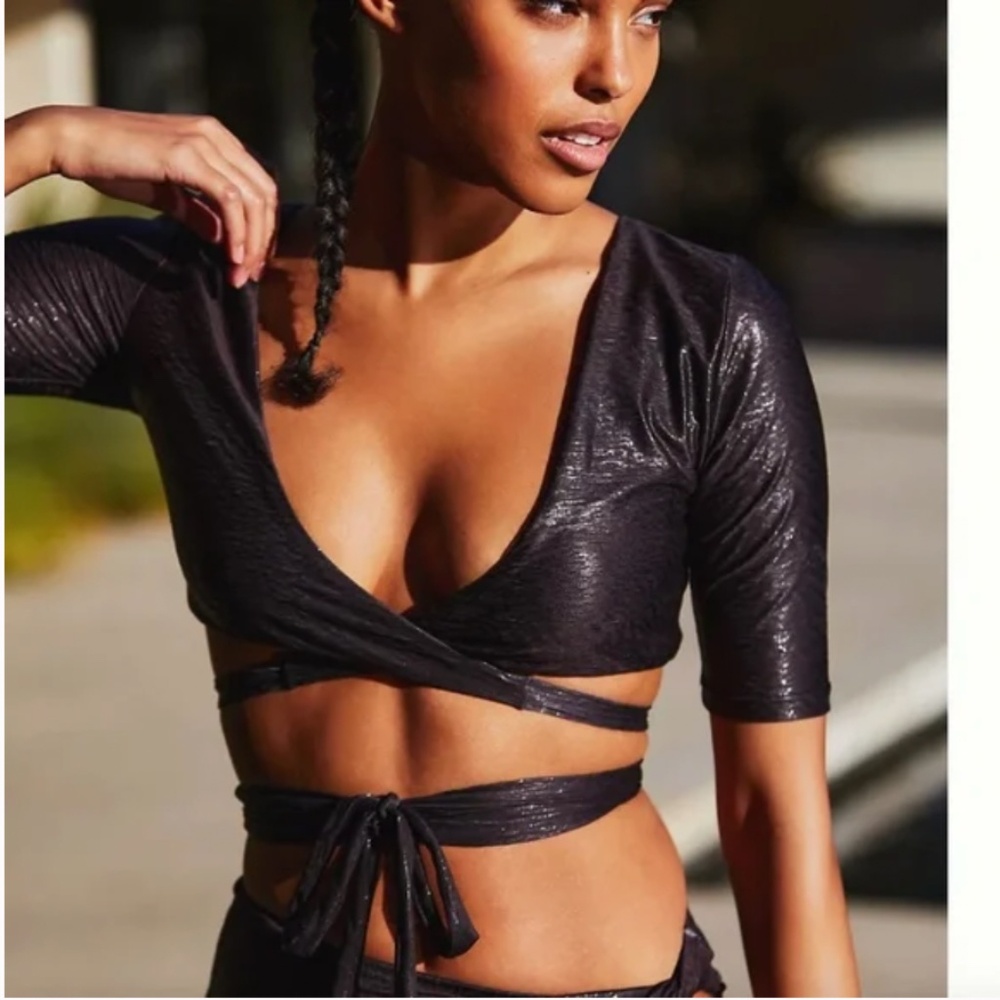 Quarter-Sleeve Wrap Cut Out Boho Peasant Beach Art Hipster Strappy Bikini Top